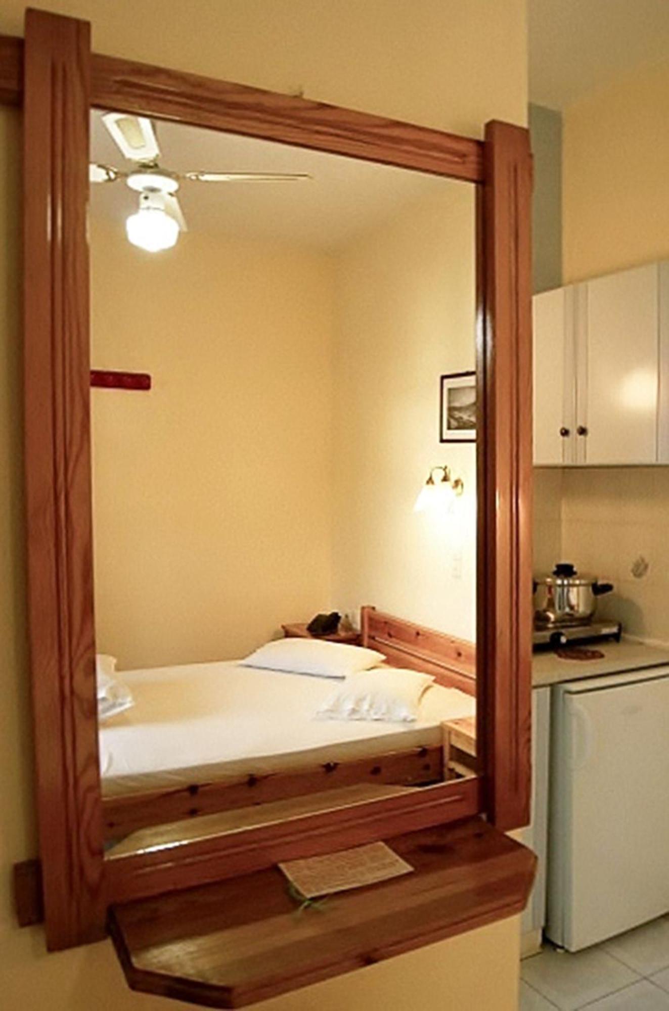 Appartement Idroussa à Batsíon Chambre photo